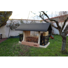 nourriture pour oiseaux du jardin