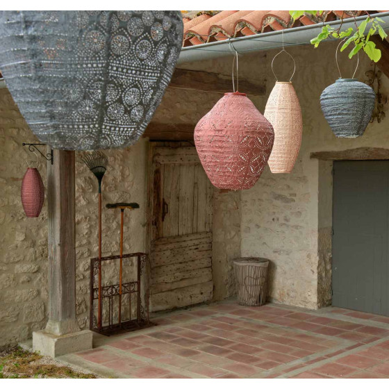 Lanterne solaire a suspendre rose