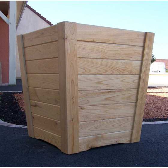 bac en bois pour fleur forme conique