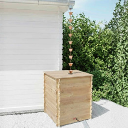 Chaine de gouttiere cuivre sur recuperateur d'eau de pluie