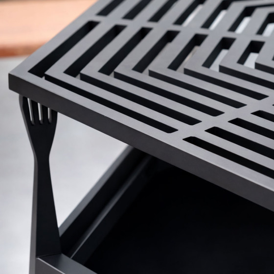 barbecue rond brasero avec grille de cuisson
