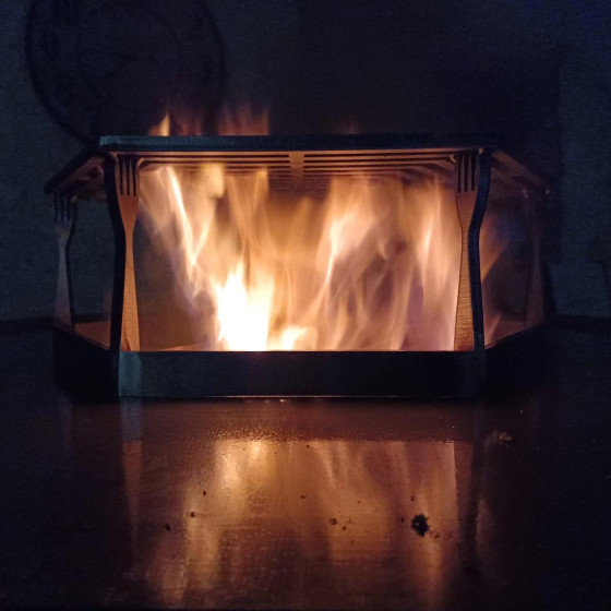 feu du barbecue brasero en acier corten et bois