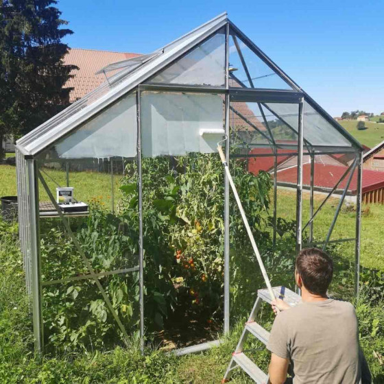 Peinture d'ombrage pour serre de jardin​ en polycarbonate