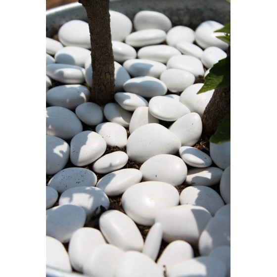 Galet de jardin décoratif blanc en plastique recyclé φ 3-4 c