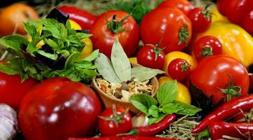 Récolter et conserver ses tomates, courgettes et herbes aromatiques